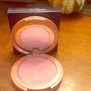 Tarte Amazonian clay blush in PEACEFUL